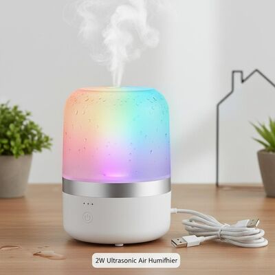 좋은 가격 2w 초음파 공기 습기장 USB 케이블과 7 가지 다채로운 빛으로 다양한 환경에서 최적의 습도 수준을 유지하는 데 완벽합니다. 온라인으로